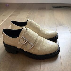 Aerosoles Womens Cream Leather Loafers size 8